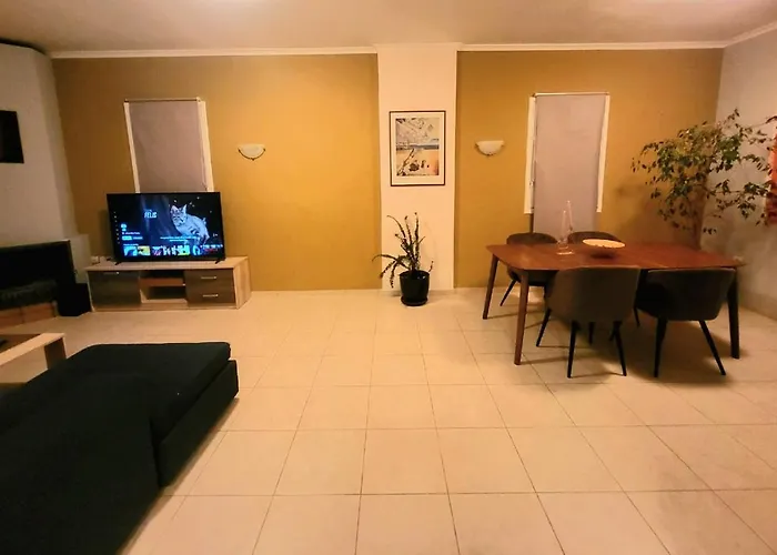 Helios - Of Rhodes 아파트 라카니아